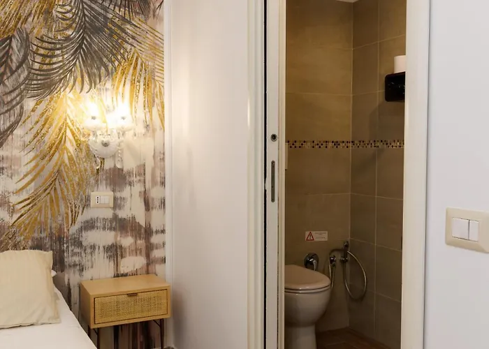 Via Veneto Art - 4* רומא