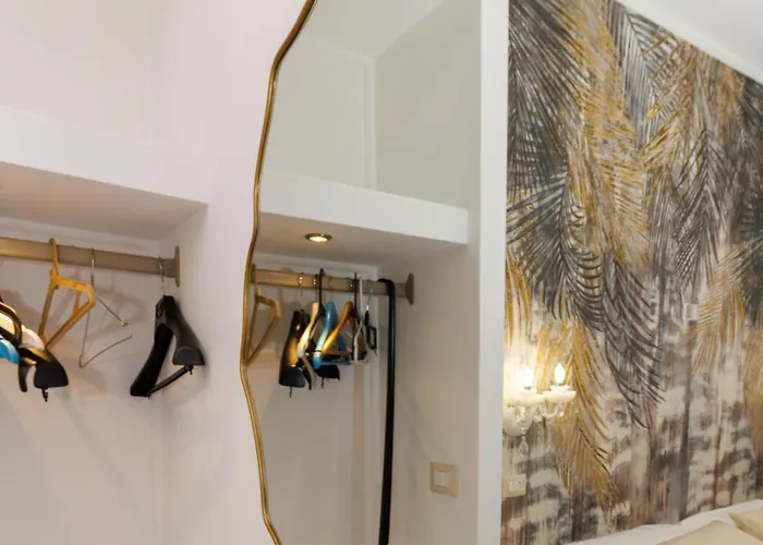 Via Veneto Art - 4* רומא